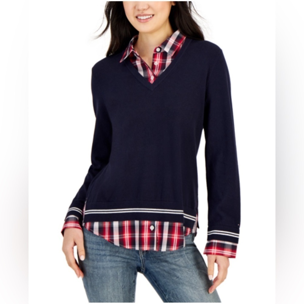 TOMMY HILFIGER
Women's Layered-look V-neck Sweater In Sky Captain/ Ivory/ Sky
